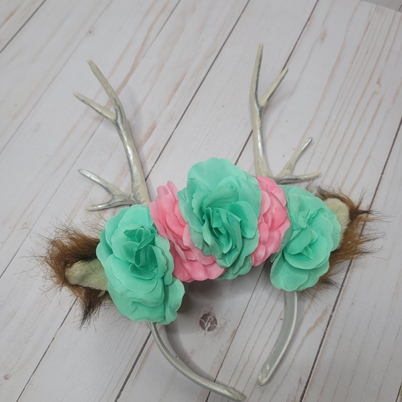 Deer antler NWT floral headband with ears. One size. Pink, teal, silver cream. - Picture 1 of 4